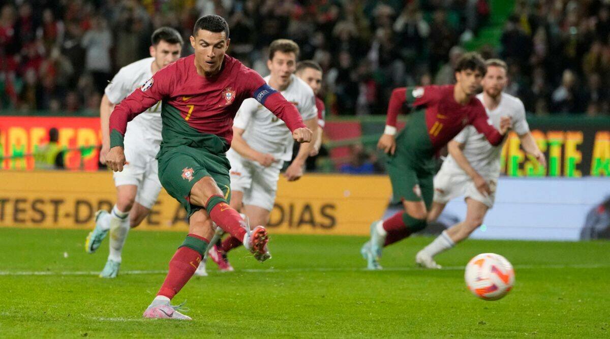 Ronaldo năm nay bao nhiêu tuổi? Danh hiệu có trong sự nghiệp 2 Ronaldo đã thi đấu cho đội bóng nào trong sự nghiệp của mình?